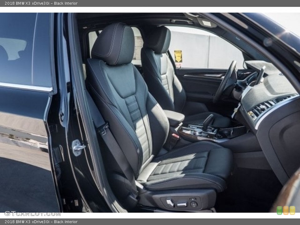 Black Interior Photo for the 2018 BMW X3 xDrive30i #123579304