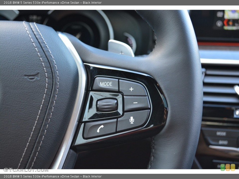 Black Interior Controls for the 2018 BMW 5 Series 530e iPerfomance xDrive Sedan #123651847