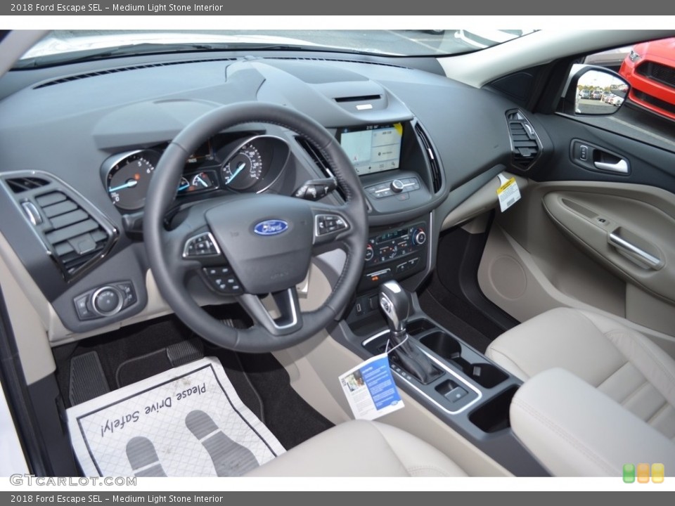 Medium Light Stone Interior Photo for the 2018 Ford Escape SEL #123653341