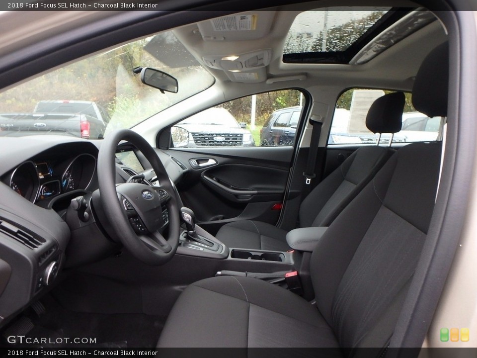 Charcoal Black Interior Photo for the 2018 Ford Focus SEL Hatch #123679556
