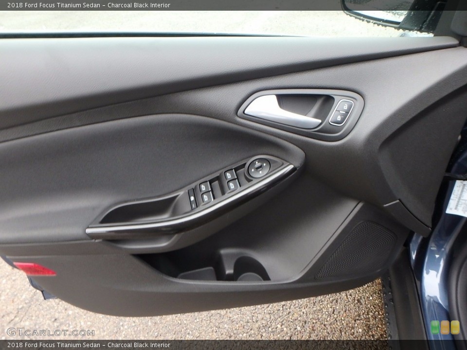Charcoal Black Interior Door Panel for the 2018 Ford Focus Titanium Sedan #123680552