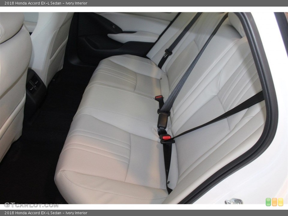 Ivory Interior Rear Seat for the 2018 Honda Accord EX-L Sedan #123692983