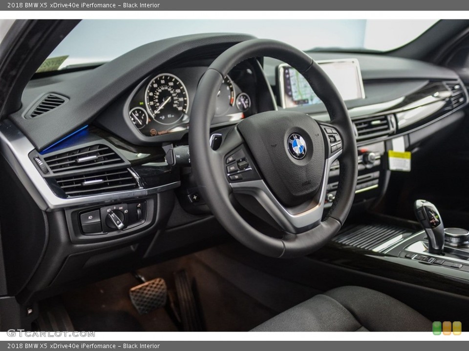 Black Interior Dashboard for the 2018 BMW X5 xDrive40e iPerfomance #123703769