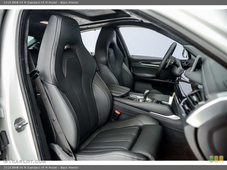 Black Interior Photo for the 2018 BMW X6 M  #123703985
