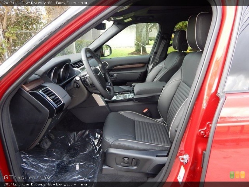 Ebony/Ebony Interior Photo for the 2017 Land Rover Discovery HSE #123716226