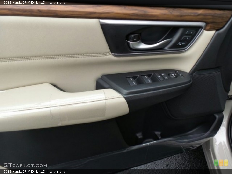 Ivory Interior Door Panel for the 2018 Honda CR-V EX-L AWD #123728606
