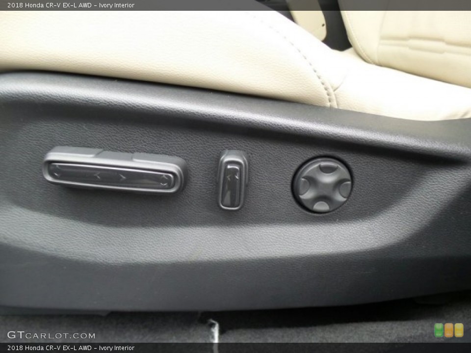 Ivory Interior Controls for the 2018 Honda CR-V EX-L AWD #123728630