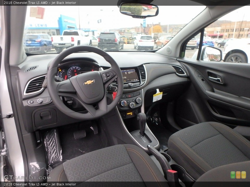 Jet Black Interior Photo for the 2018 Chevrolet Trax LS AWD #123761243