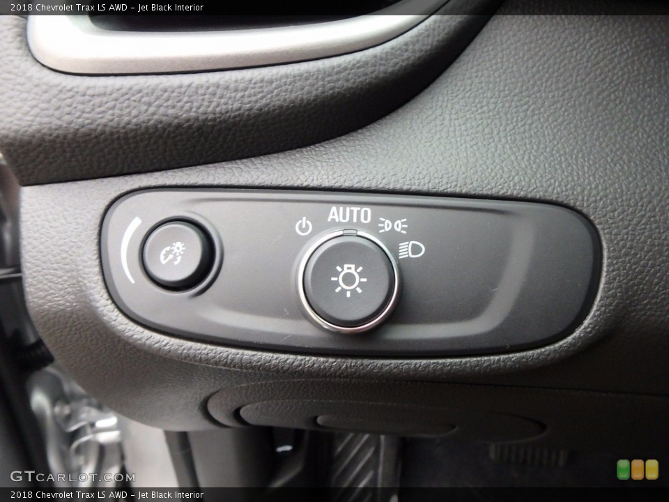 Jet Black Interior Controls for the 2018 Chevrolet Trax LS AWD #123761336