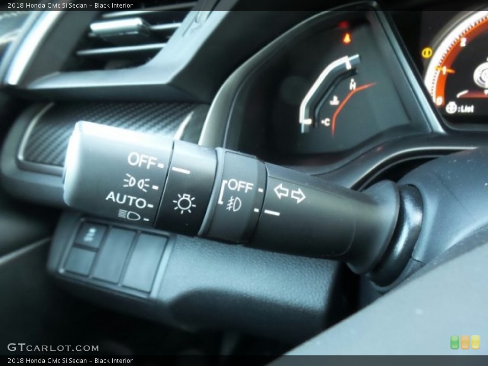 Black Interior Controls for the 2018 Honda Civic Si Sedan #123799500