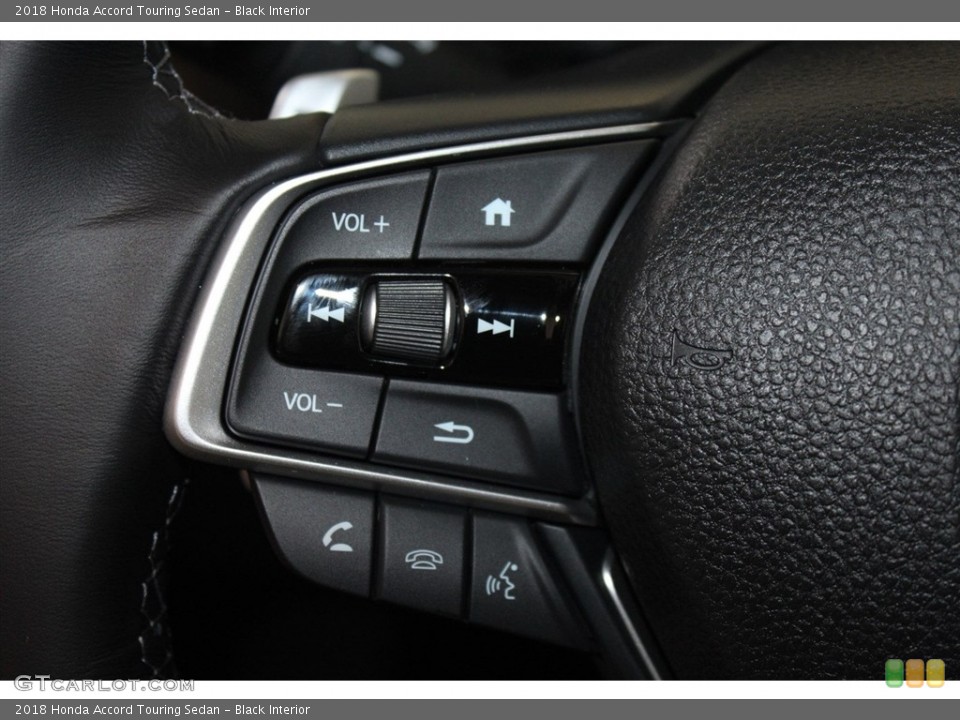 Black Interior Controls for the 2018 Honda Accord Touring Sedan #123807567
