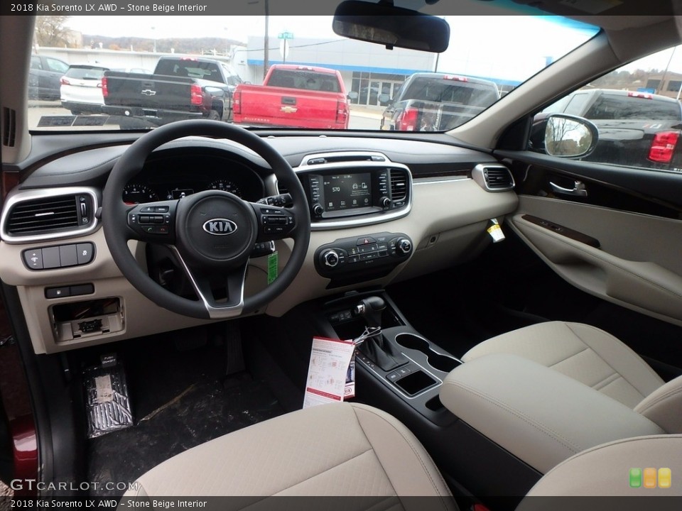 Stone Beige Interior Photo for the 2018 Kia Sorento LX AWD #123826299