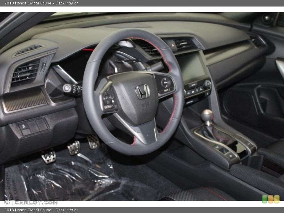 Black Interior Dashboard for the 2018 Honda Civic Si Coupe #123837429