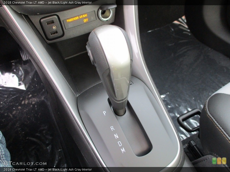 Jet Black/Light Ash Gray Interior Transmission for the 2018 Chevrolet Trax LT AWD #123844557