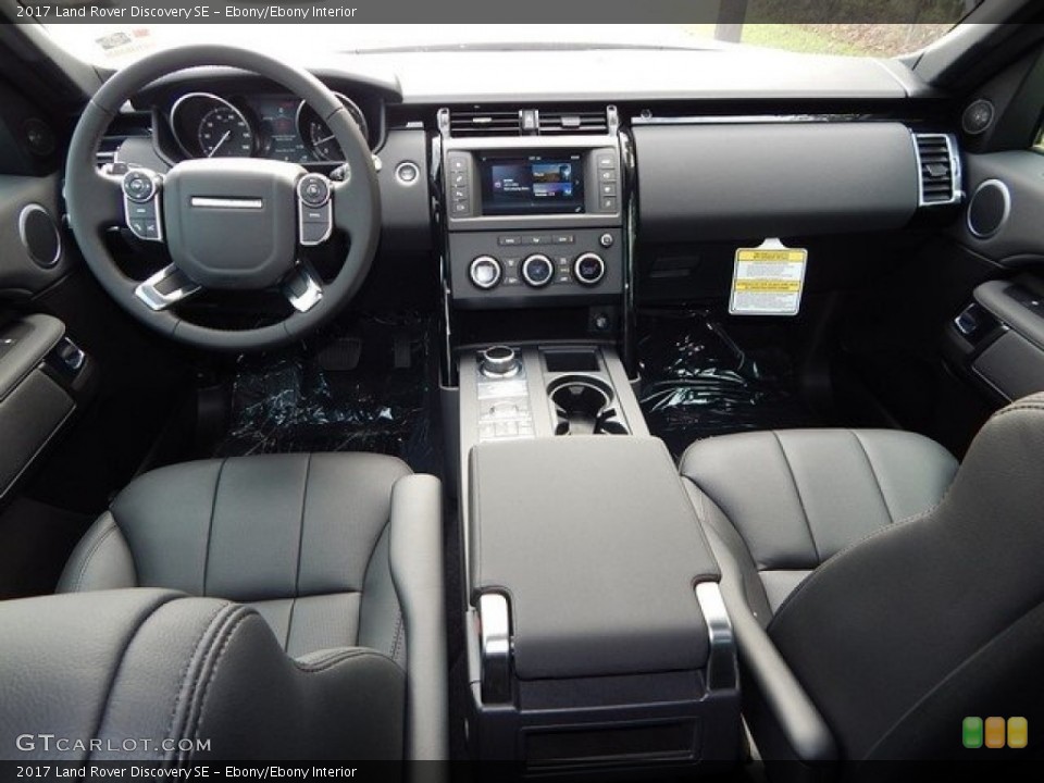 Ebony/Ebony Interior Dashboard for the 2017 Land Rover Discovery SE #123846816