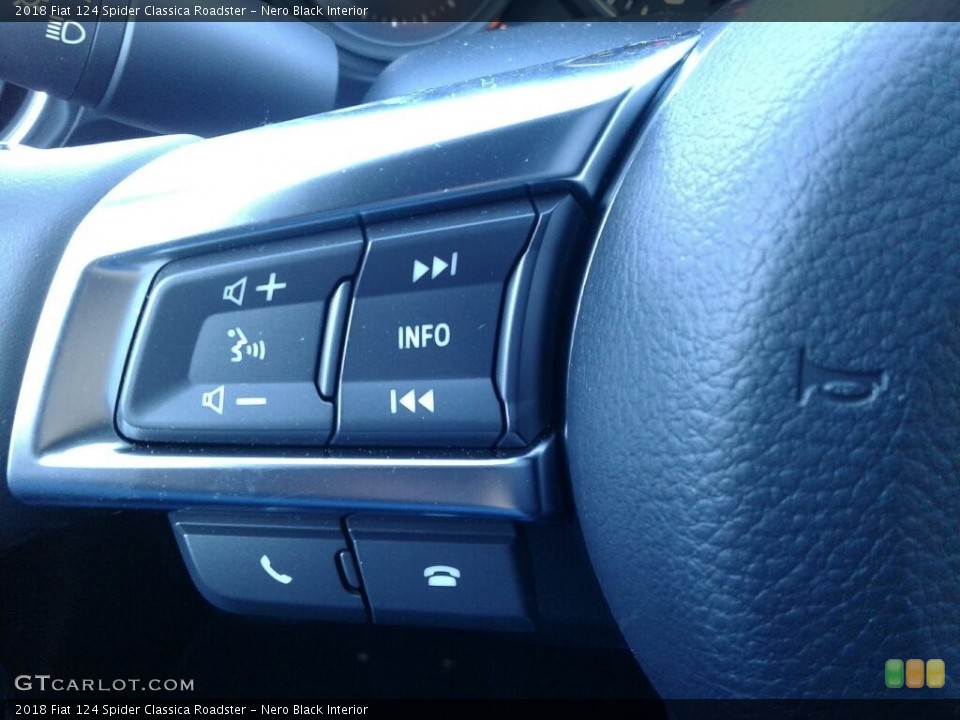 Nero Black Interior Controls for the 2018 Fiat 124 Spider Classica Roadster #123868711