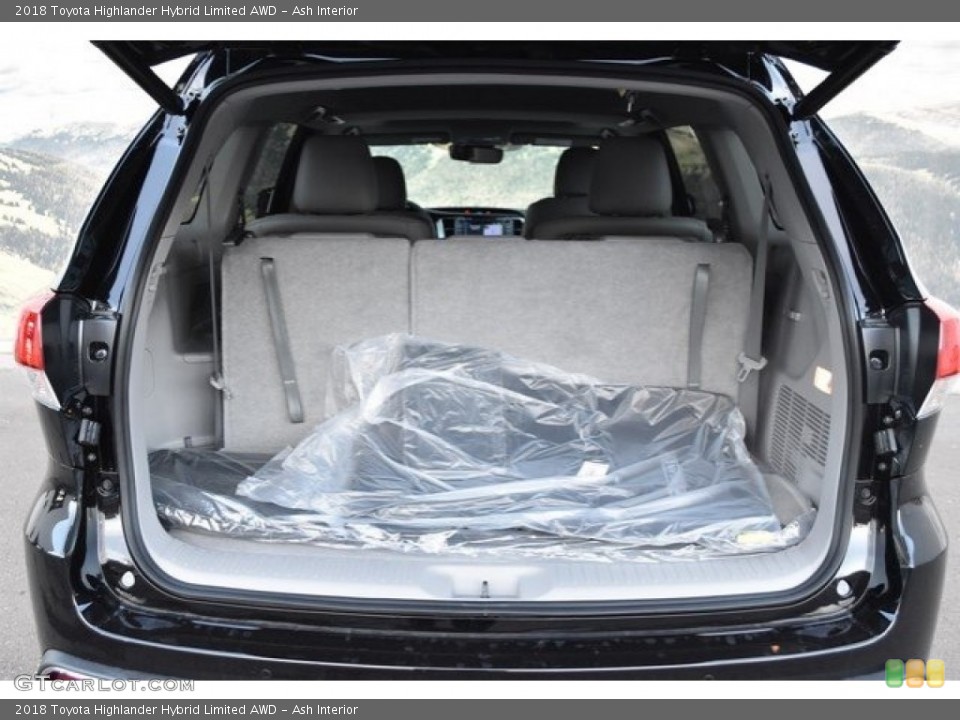 Ash Interior Trunk for the 2018 Toyota Highlander Hybrid Limited AWD #123888607
