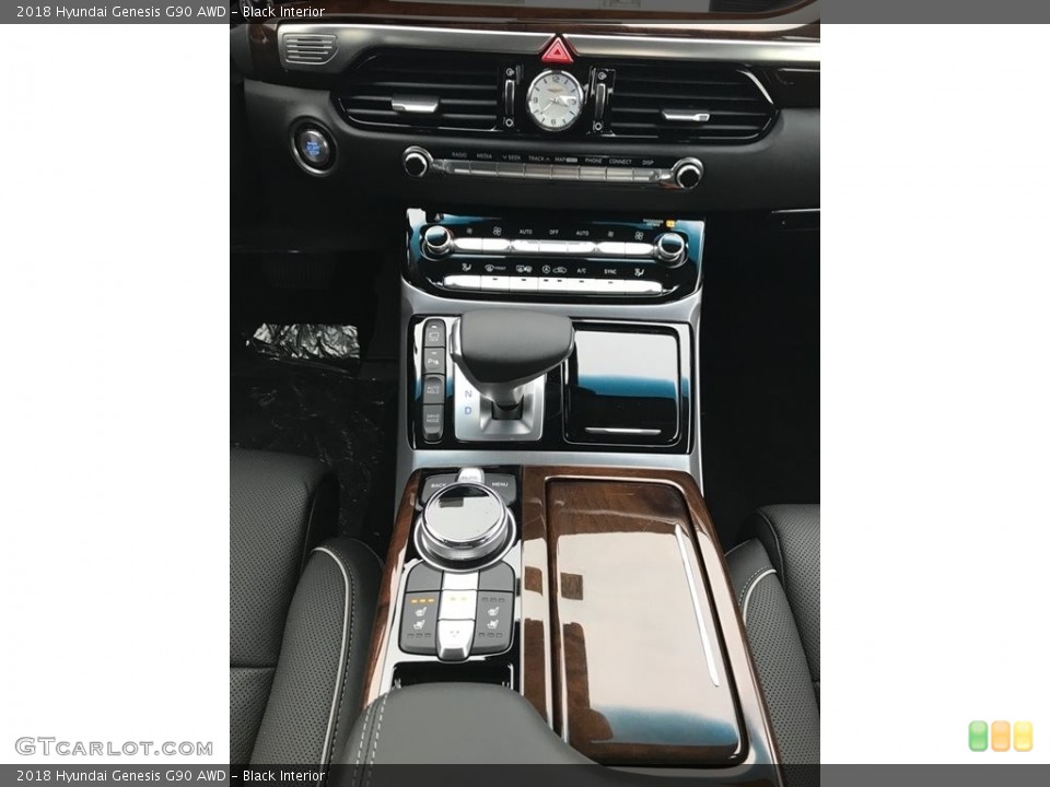 Black Interior Controls for the 2018 Hyundai Genesis G90 AWD #123901238