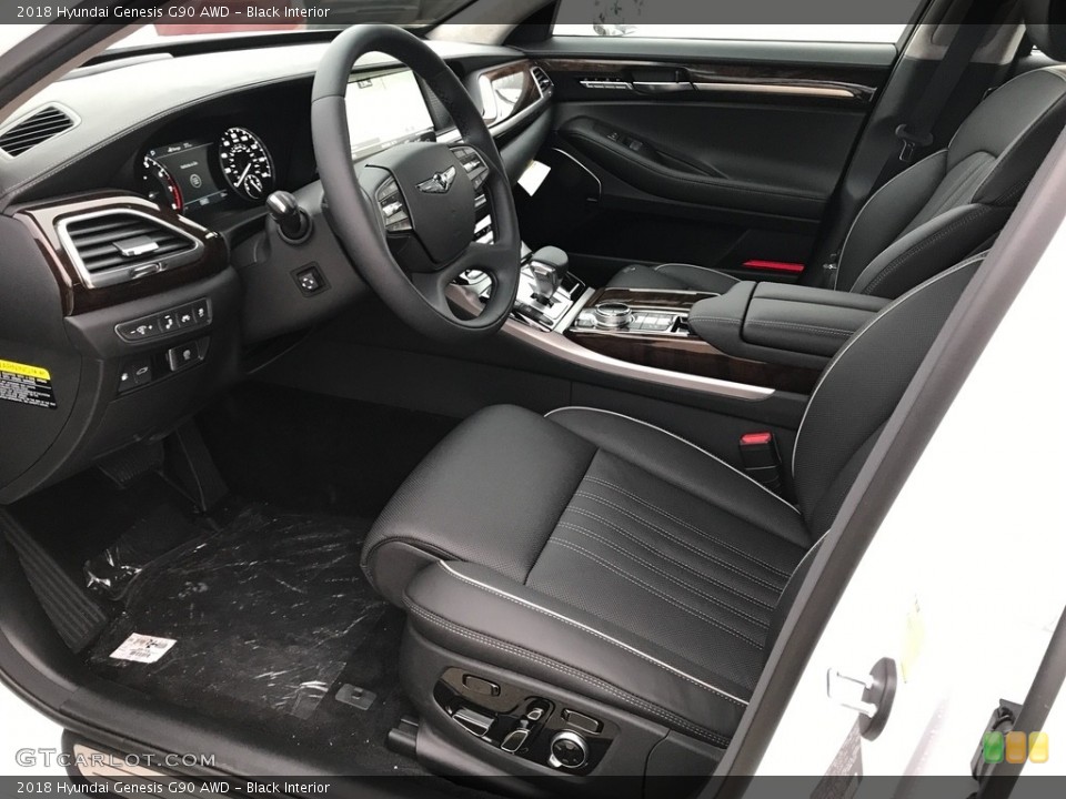Black Interior Photo for the 2018 Hyundai Genesis G90 AWD #123901286