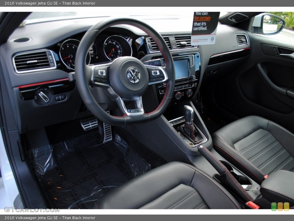 Titan Black Interior Photo for the 2016 Volkswagen Jetta GLI SE #123950565