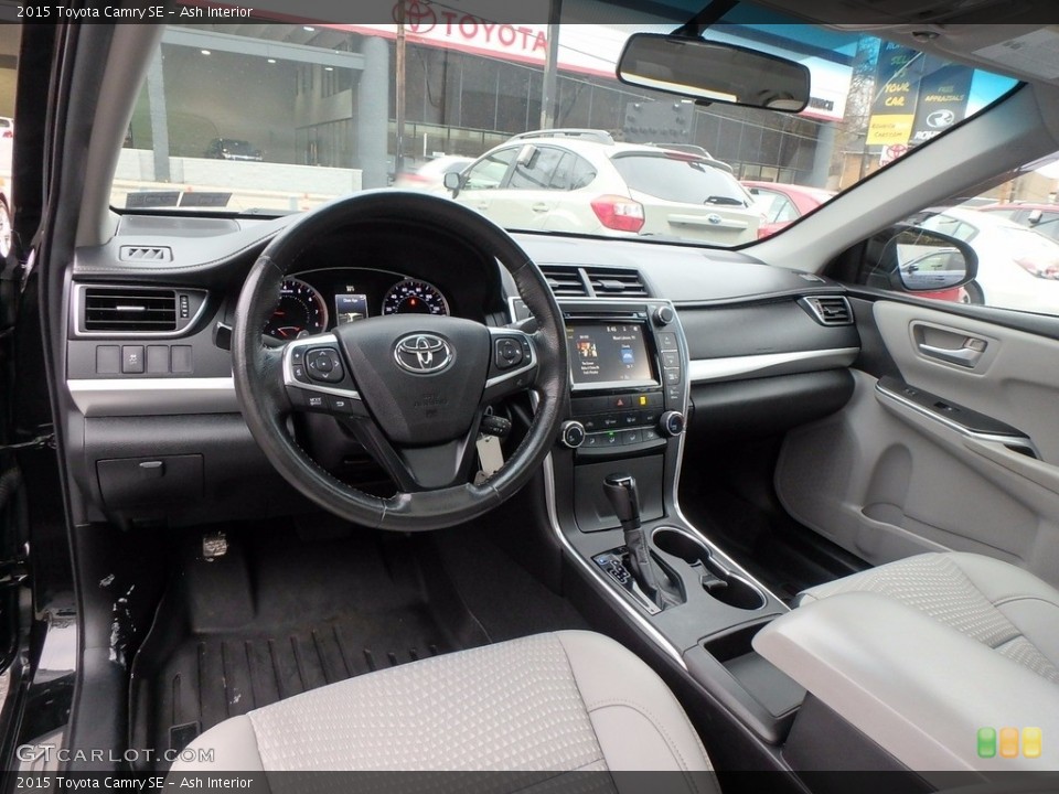 Ash Interior Photo for the 2015 Toyota Camry SE #123959469