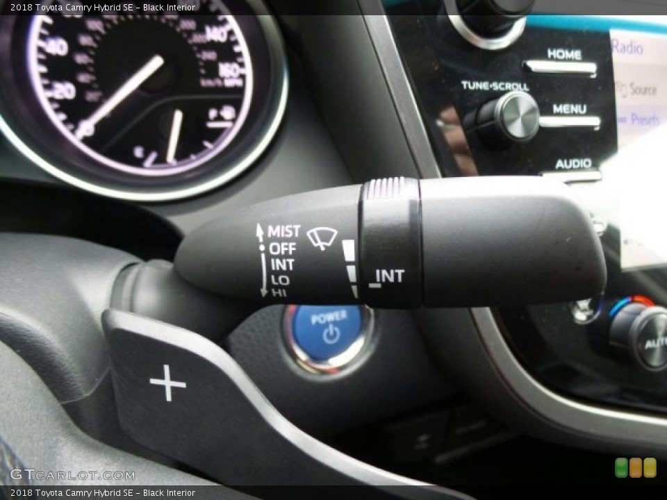 Black Interior Controls for the 2018 Toyota Camry Hybrid SE #123960318