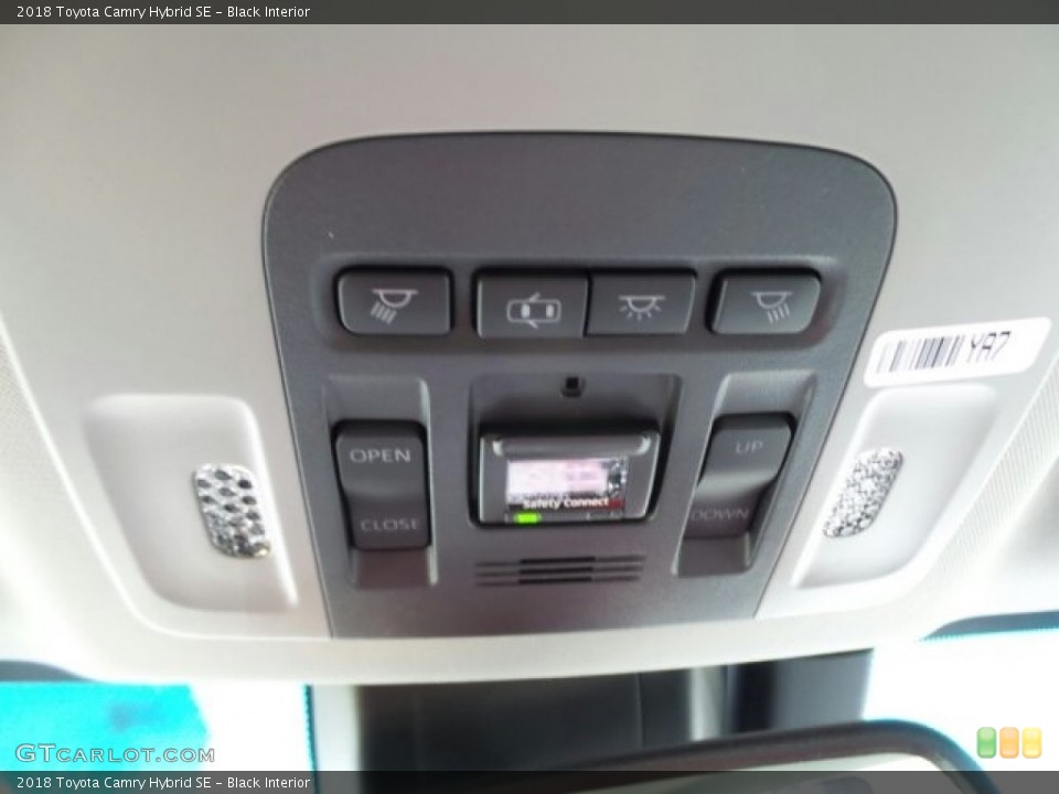 Black Interior Controls for the 2018 Toyota Camry Hybrid SE #123960423