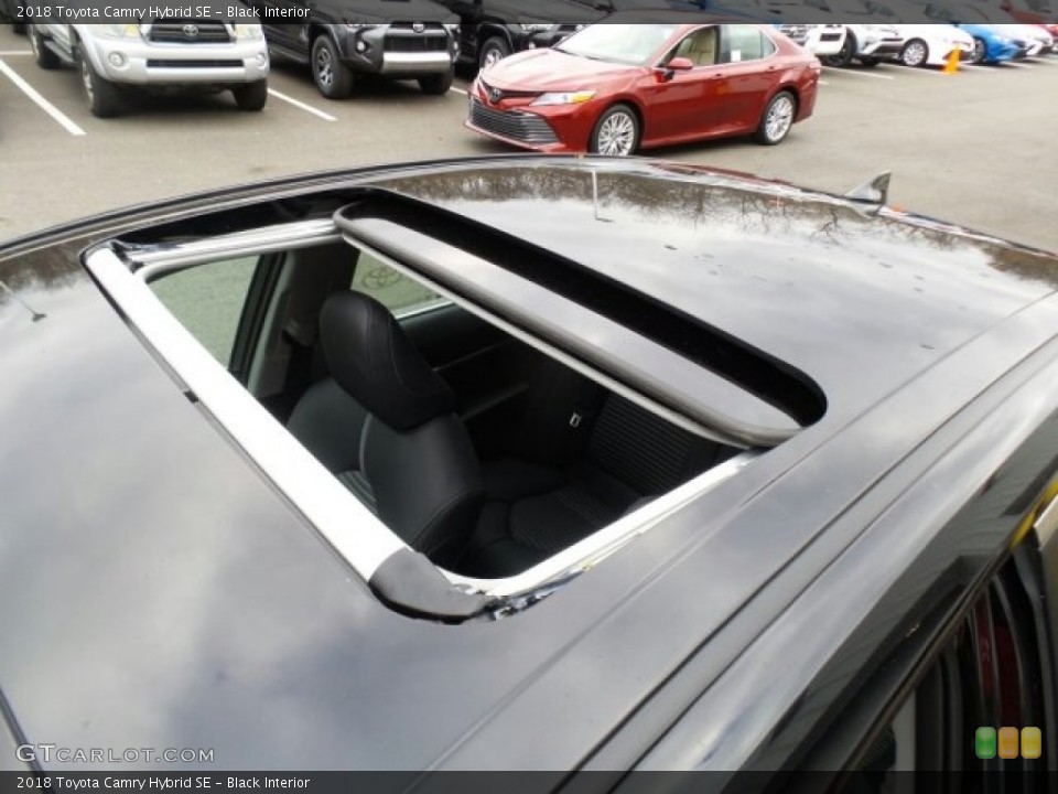 Black Interior Sunroof for the 2018 Toyota Camry Hybrid SE #123960438