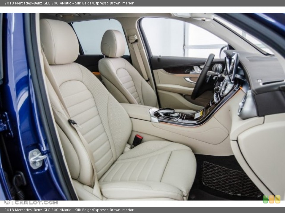 Silk Beige/Espresso Brown Interior Photo for the 2018 Mercedes-Benz GLC 300 4Matic #123975454