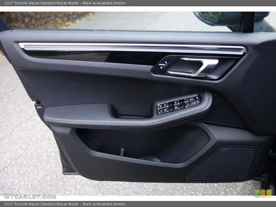 Black w/Alcantara Interior Door Panel for the 2017 Porsche Macan  #123979288