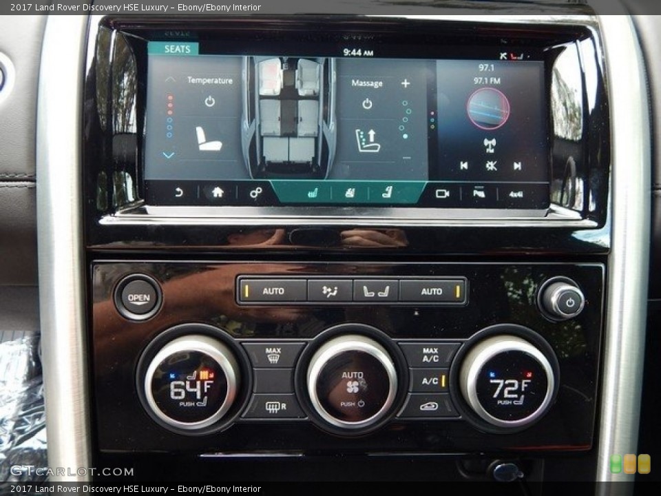 Ebony/Ebony Interior Controls for the 2017 Land Rover Discovery HSE Luxury #123986679