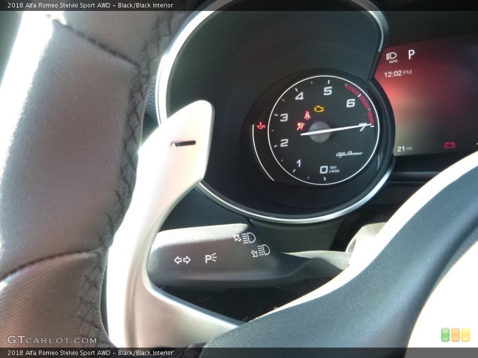 Black/Black Interior Controls for the 2018 Alfa Romeo Stelvio Sport AWD #123994234