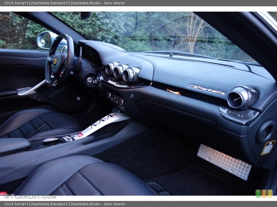 Nero Interior Dashboard for the 2014 Ferrari F12berlinetta  #123996400