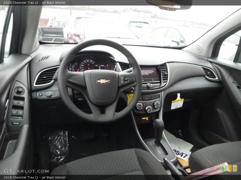 Jet Black Interior Photo for the 2018 Chevrolet Trax LS #124033663