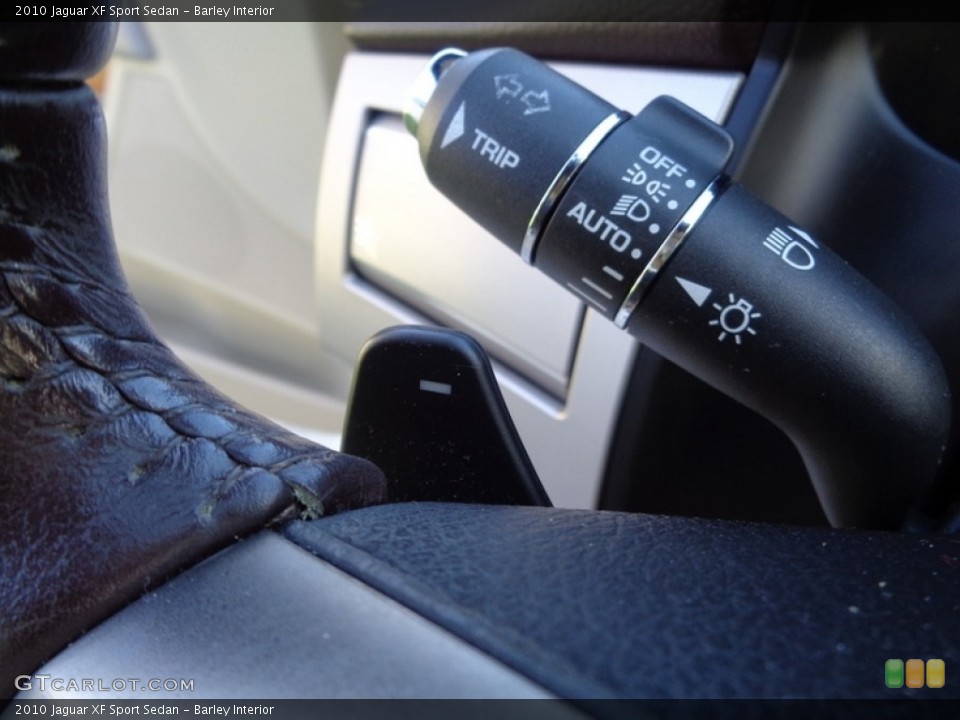 Barley Interior Controls for the 2010 Jaguar XF Sport Sedan #124055306