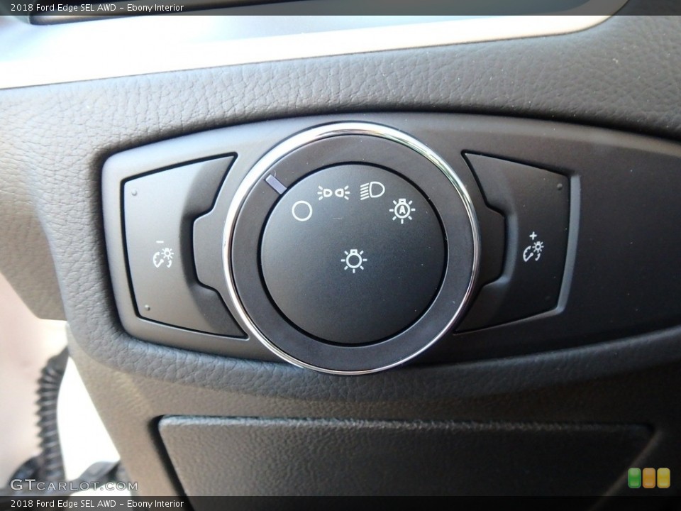 Ebony Interior Controls for the 2018 Ford Edge SEL AWD #124122217
