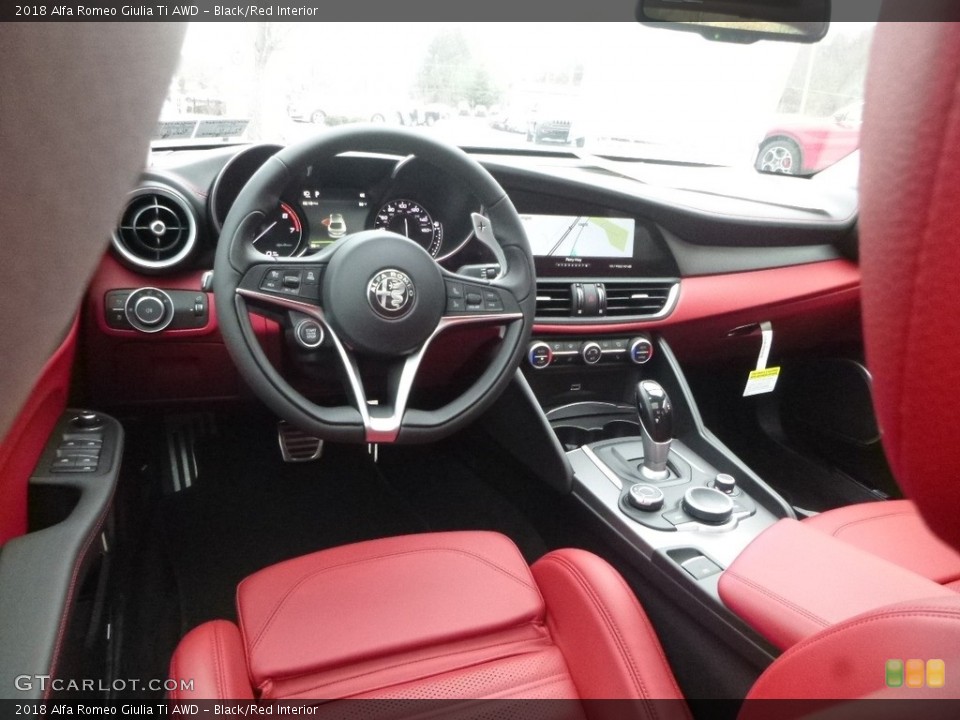 Black/Red Interior Photo for the 2018 Alfa Romeo Giulia Ti AWD #124157510
