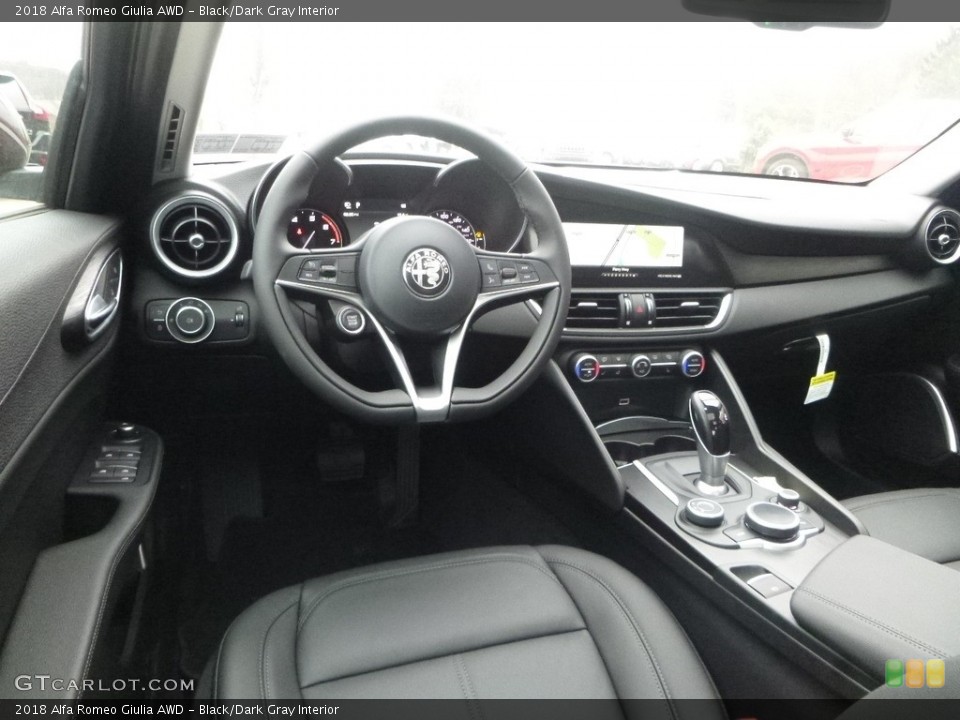 Black/Dark Gray Interior Photo for the 2018 Alfa Romeo Giulia AWD #124158245