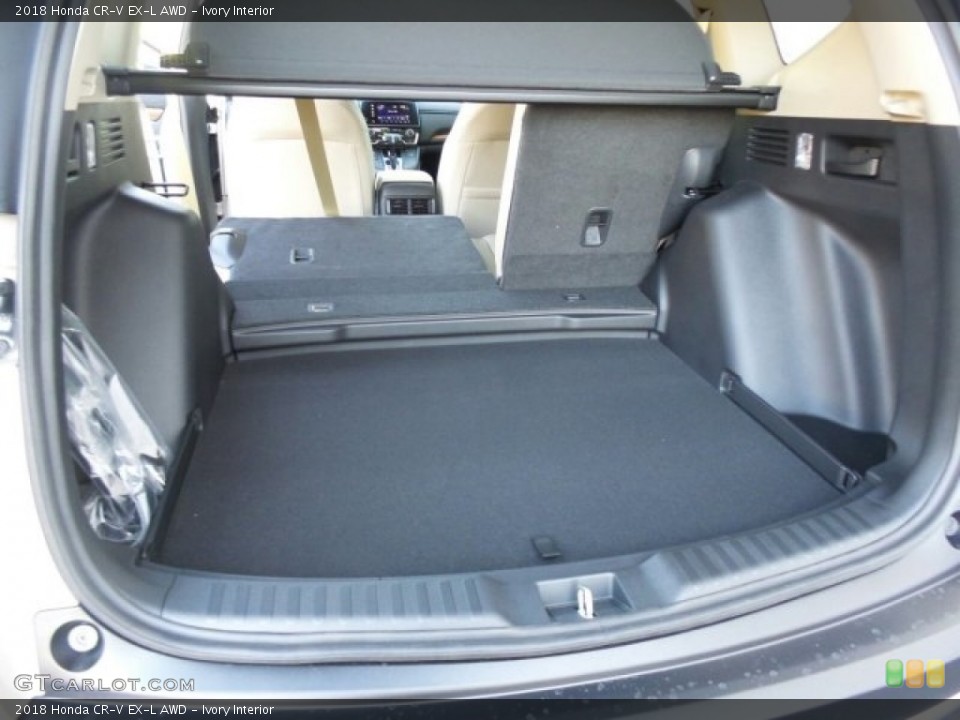 Ivory Interior Trunk for the 2018 Honda CR-V EX-L AWD #124158797