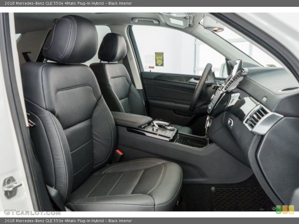 Black Interior Photo for the 2018 Mercedes-Benz GLE 550e 4Matic Plug-In Hybrid #124168232
