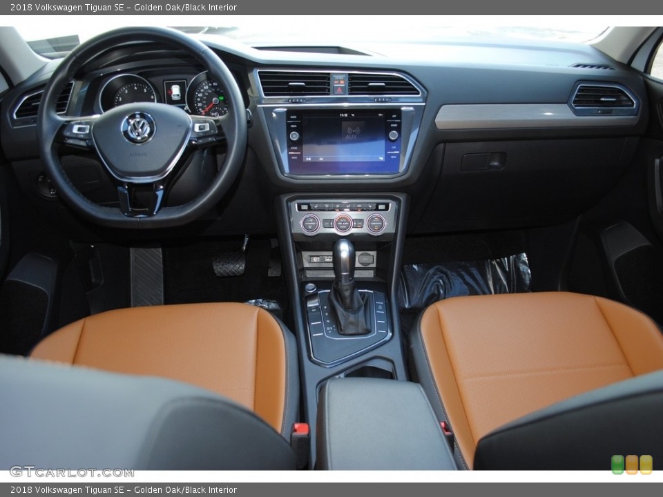 Golden Oak/Black Interior Dashboard for the 2018 Volkswagen Tiguan SE #124168724