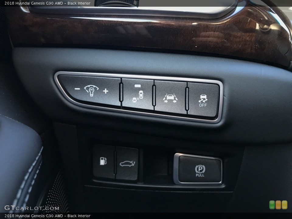 Black Interior Controls for the 2018 Hyundai Genesis G90 AWD #124177934