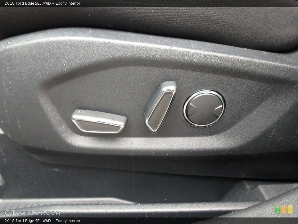 Ebony Interior Controls for the 2018 Ford Edge SEL AWD #124239022
