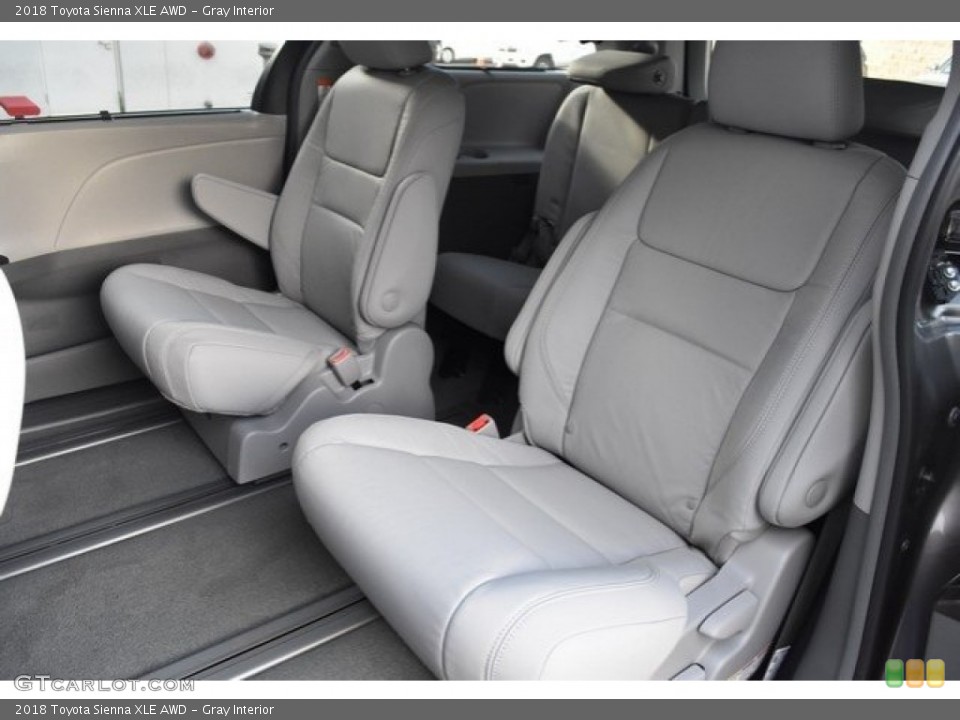 Gray Interior Rear Seat for the 2018 Toyota Sienna XLE AWD #124241278