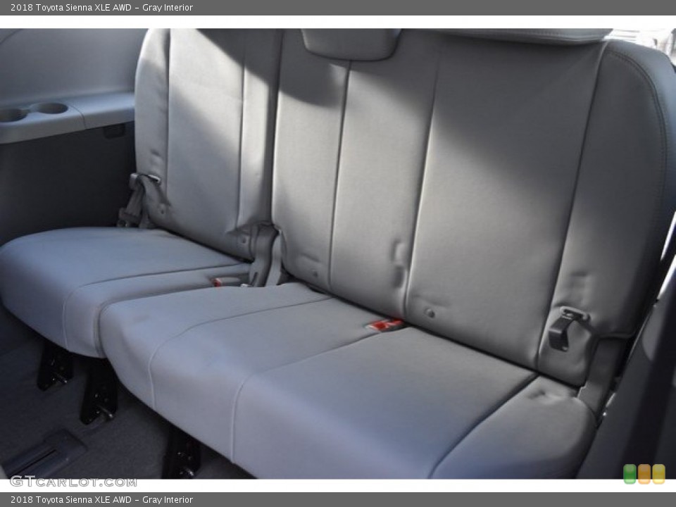 Gray Interior Rear Seat for the 2018 Toyota Sienna XLE AWD #124241284