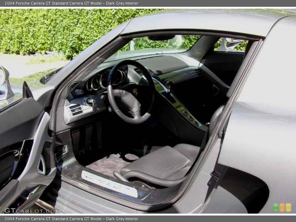 Dark Grey Interior Photo for the 2004 Porsche Carrera GT  #12427722