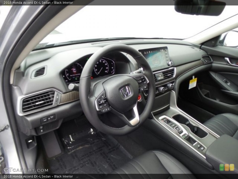 Black Interior Dashboard for the 2018 Honda Accord EX-L Sedan #124282504