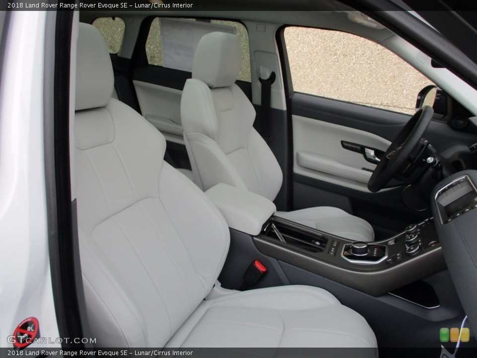 Lunar/Cirrus Interior Photo for the 2018 Land Rover Range Rover Evoque SE #124285550