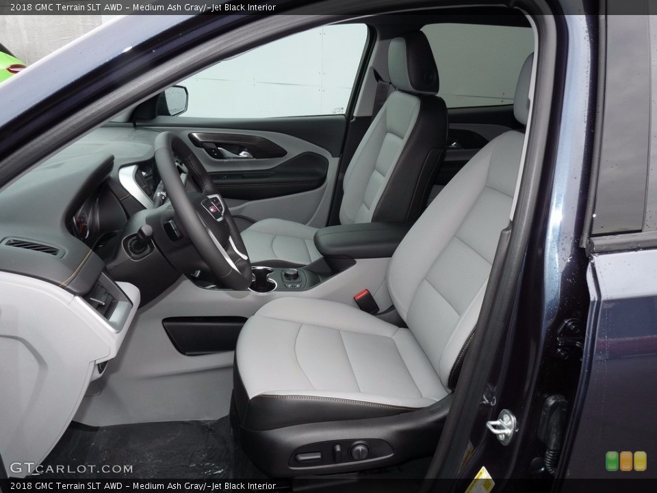 Medium Ash Gray/­Jet Black Interior Photo for the 2018 GMC Terrain SLT AWD #124288950