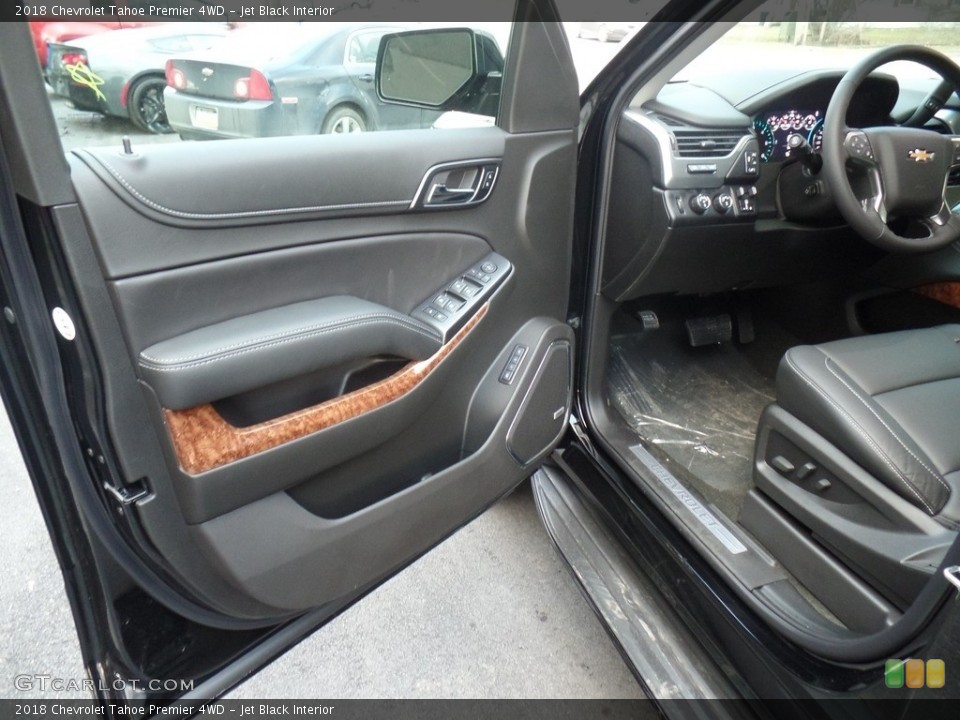 Jet Black Interior Door Panel for the 2018 Chevrolet Tahoe Premier 4WD #124296895
